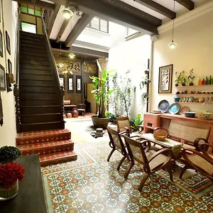 Yong Yi Yuen Guest house George Town